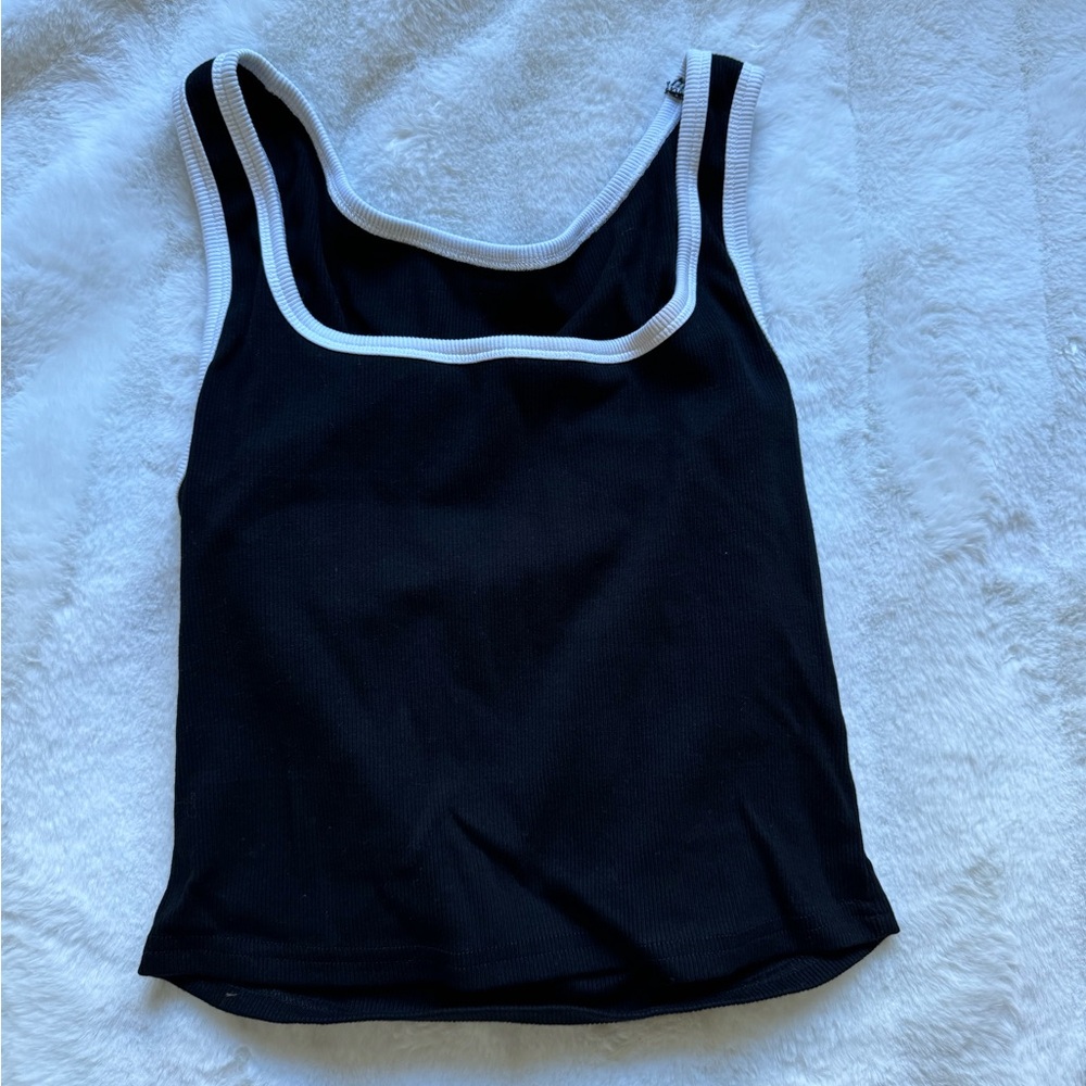 black tank top